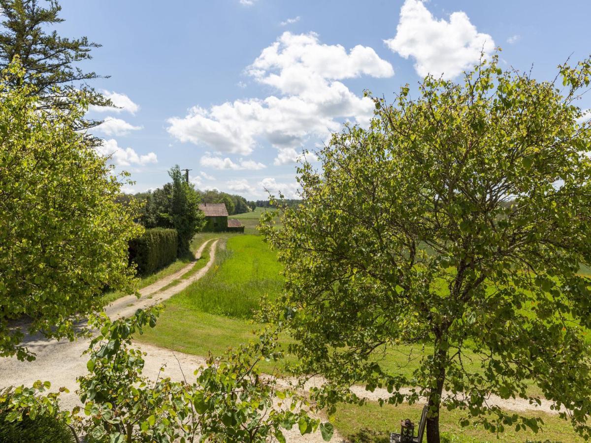 Splendid Holiday Home In D Gagnac With Heated Swimming Pool And Jacuzzi Dégagnac Kültér fotó